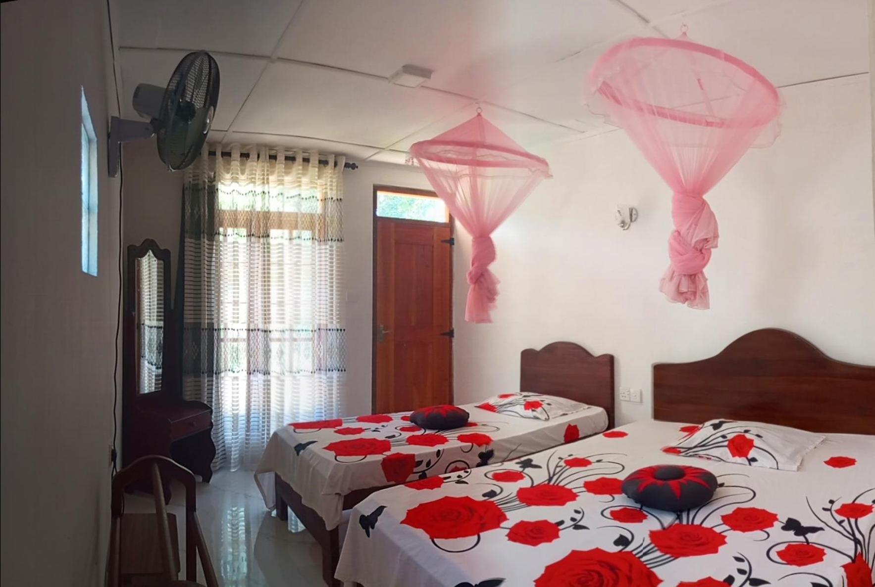 Pleasure Mount Homestay Ella Buitenkant foto